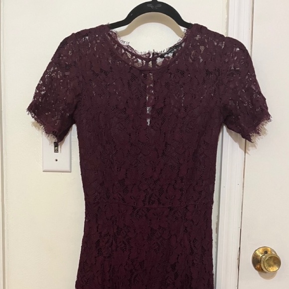 Aritzia Babaton Size 0 Wine Red Lace Short Sleeve Dress - Picture 5 of 6